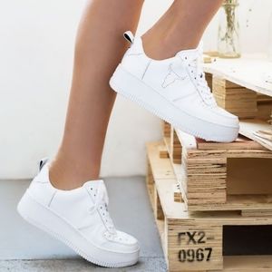 racerr white leather windsor smith